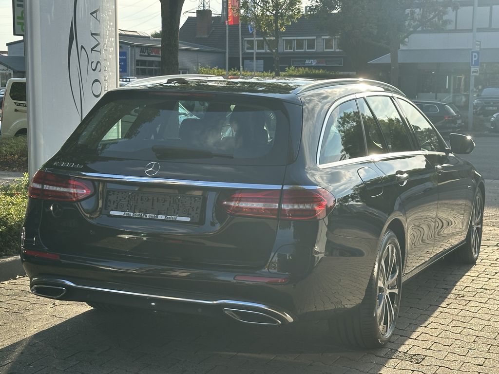 Mercedes-Benz E 300 2021