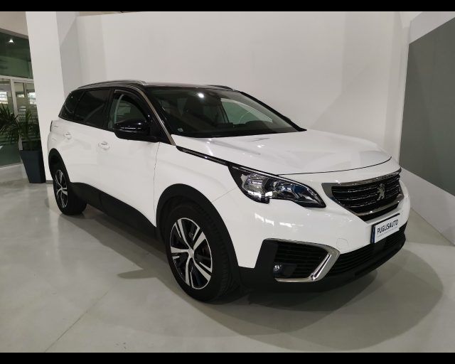 Peugeot 5008 2017