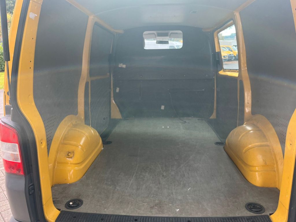 Volkswagen T5 Transporter 2012