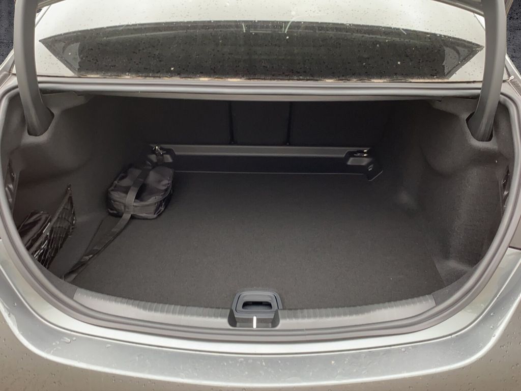 Mercedes-Benz C 300 2024