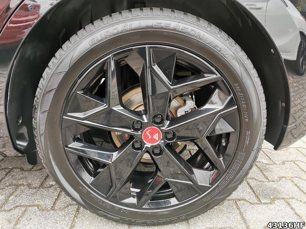 DS Automobiles DS4 2024