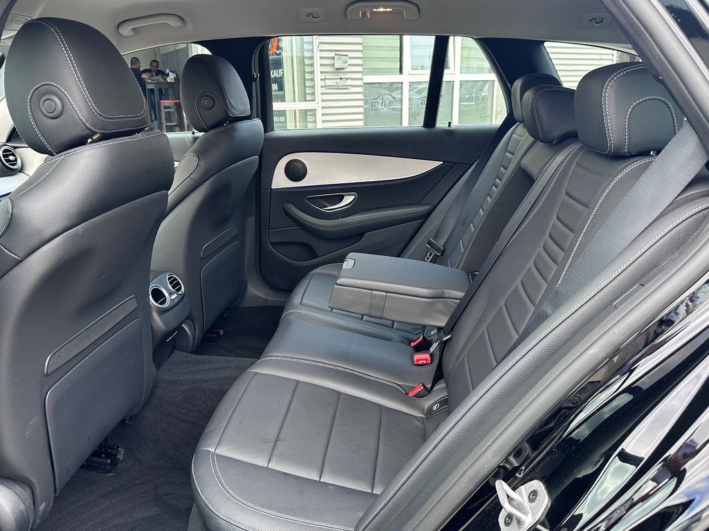 Mercedes-Benz E 300 2022