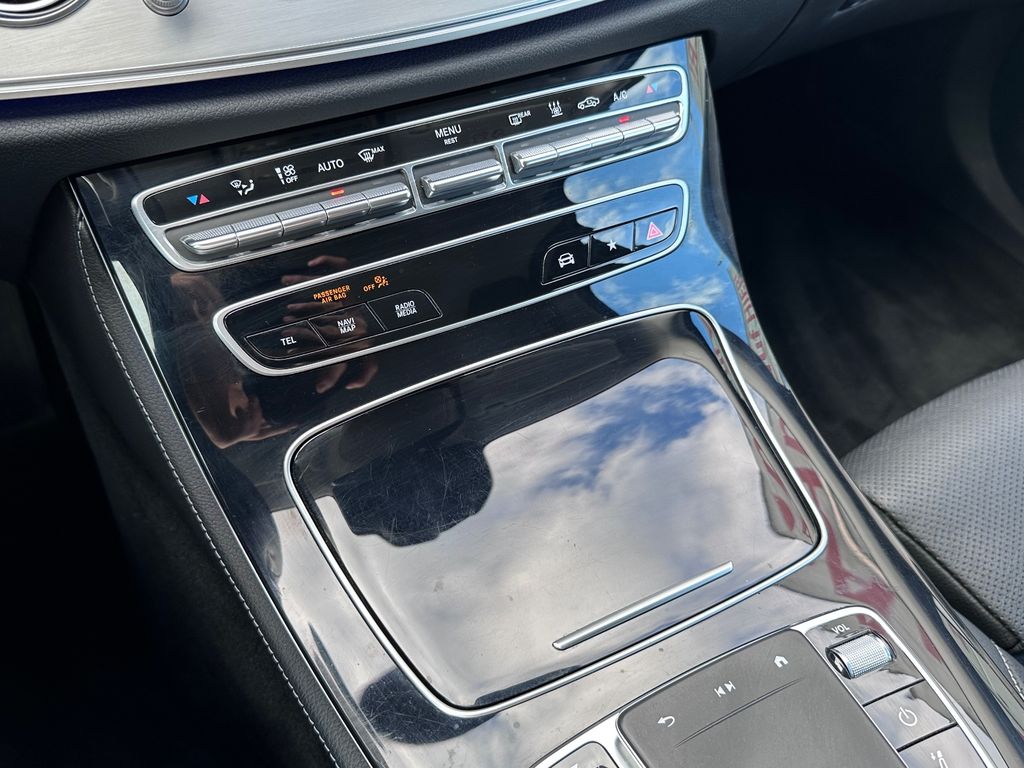 Mercedes-Benz E 300 2022