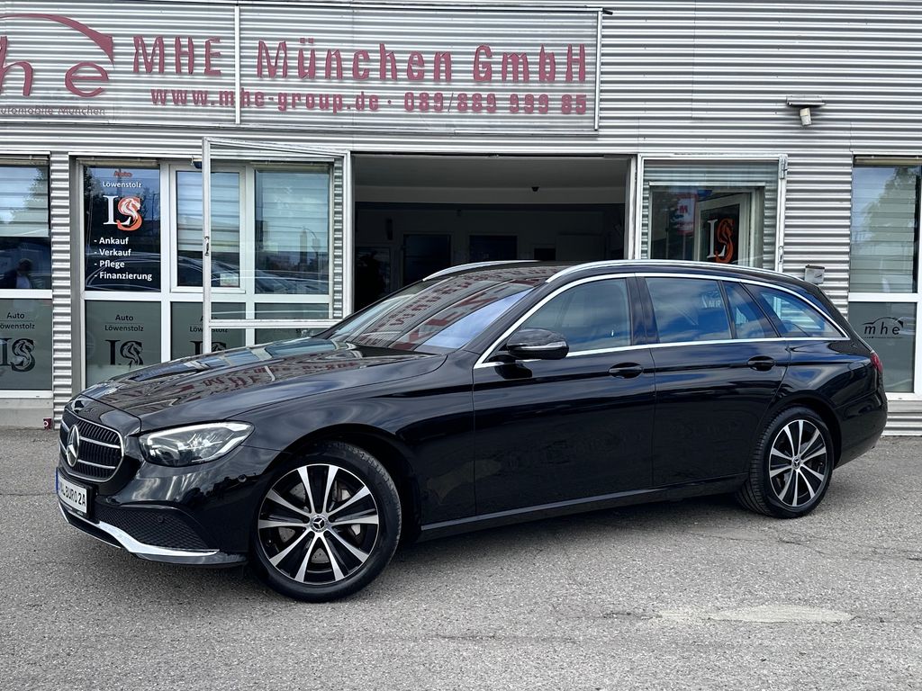 Mercedes-Benz E 300 2022