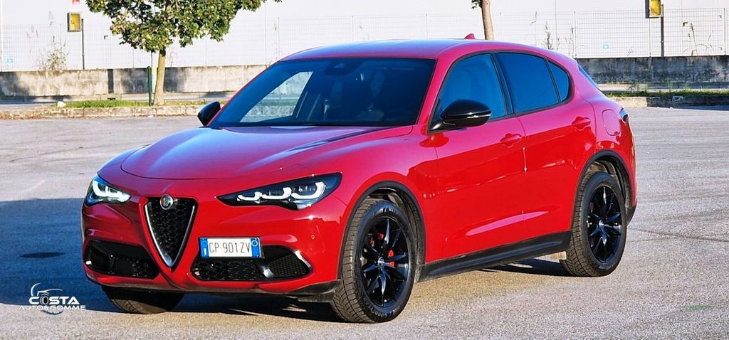Alfa Romeo Stelvio 2023