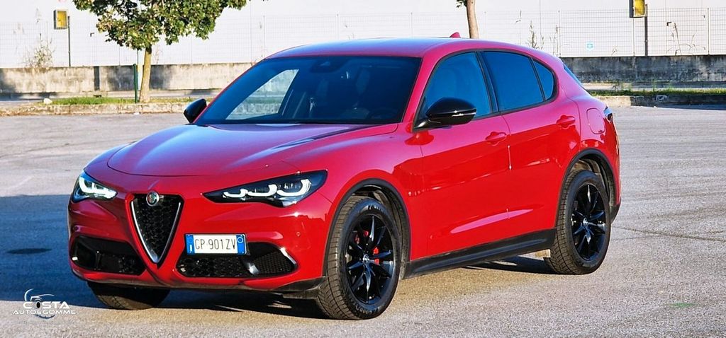 Alfa Romeo Stelvio 2023