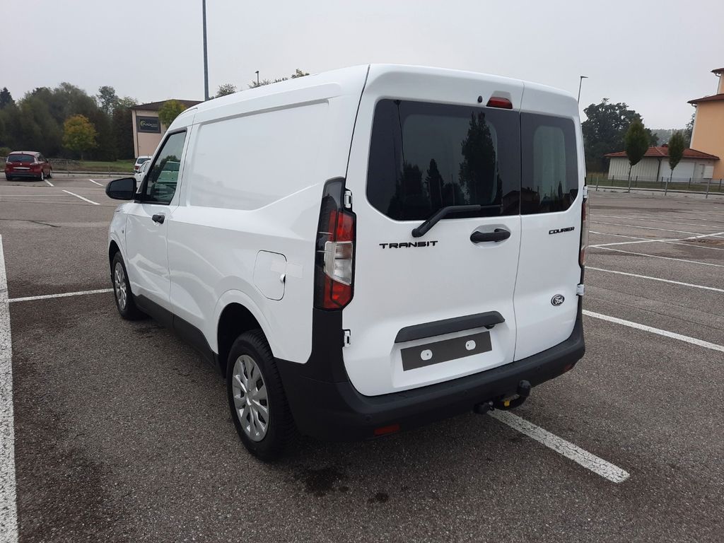 Ford Transit Courier