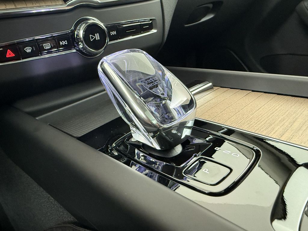 Volvo XC60 2025