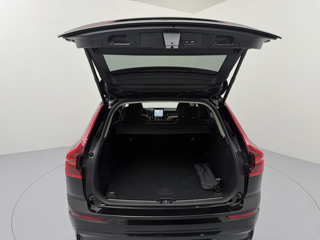 Volvo XC60 2025