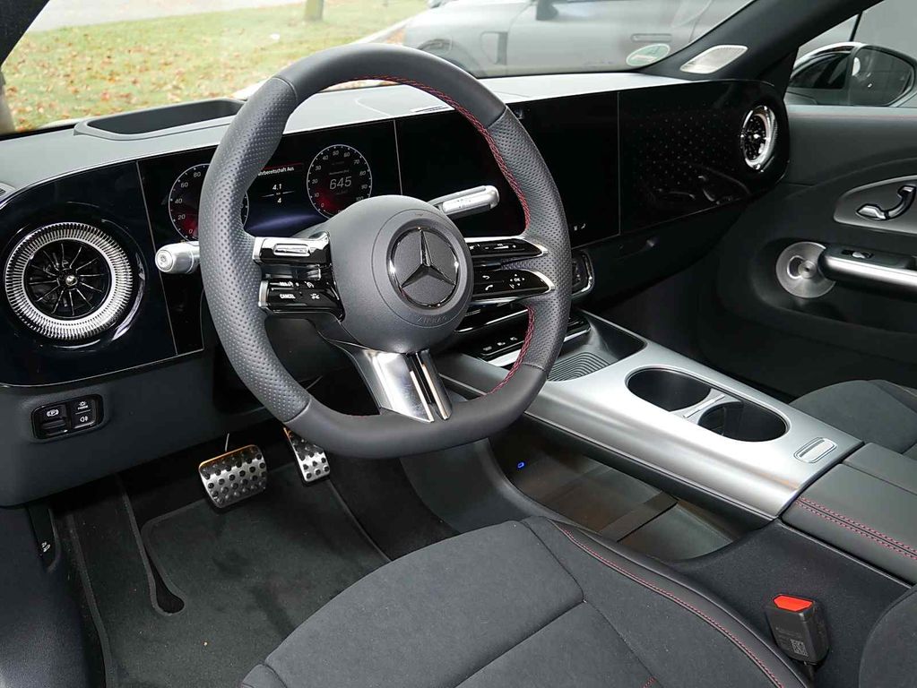 Mercedes-Benz CLA 350 2025