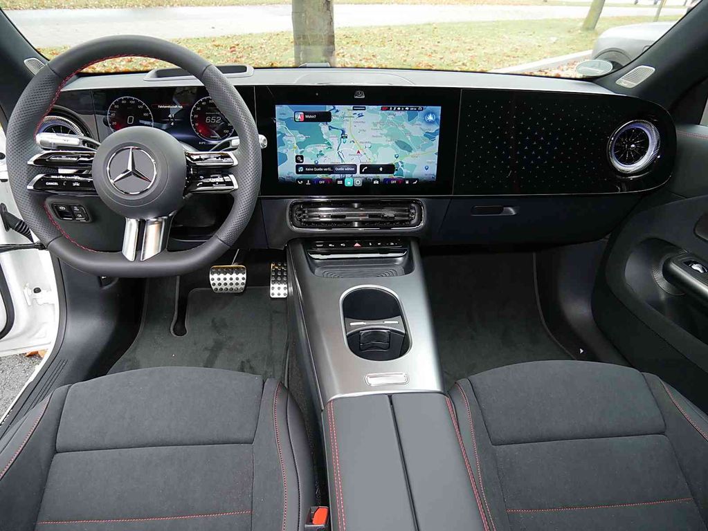 Mercedes-Benz CLA 350 2025