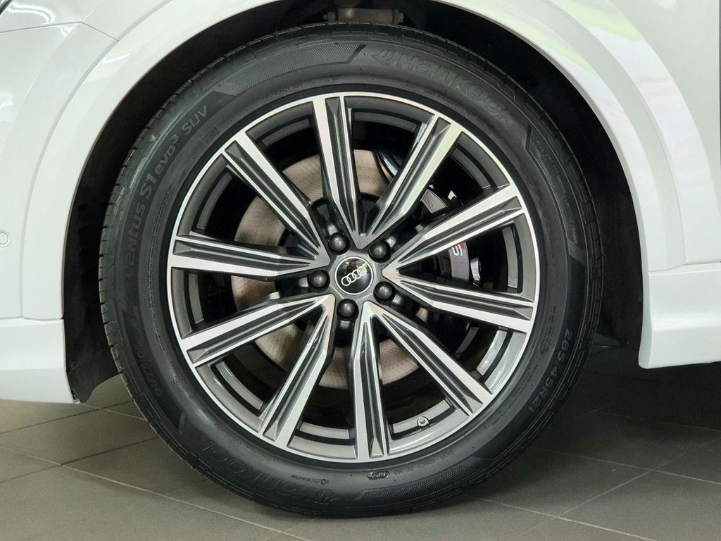 Audi SQ8 2021