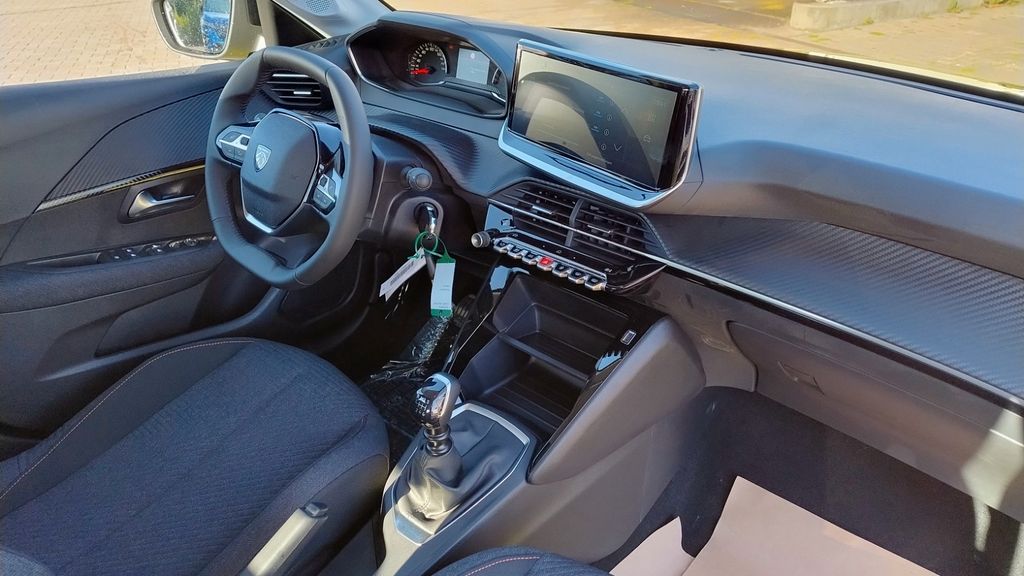 Peugeot 208 2025