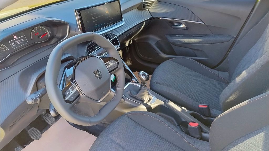 Peugeot 208 2025