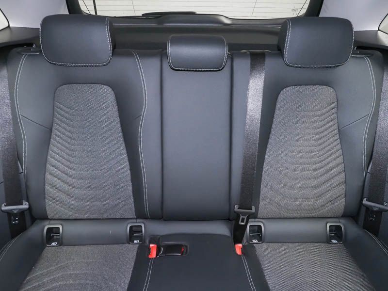 Mercedes-Benz B 220 2024