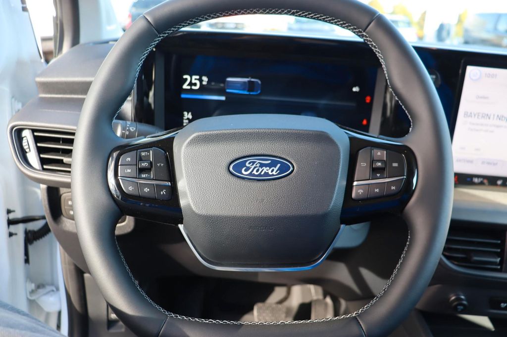 Ford Transit Courier 2025