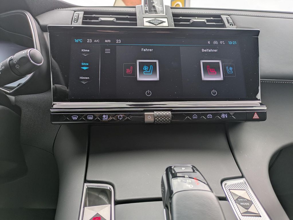DS Automobiles DS7 (Crossback) 2023