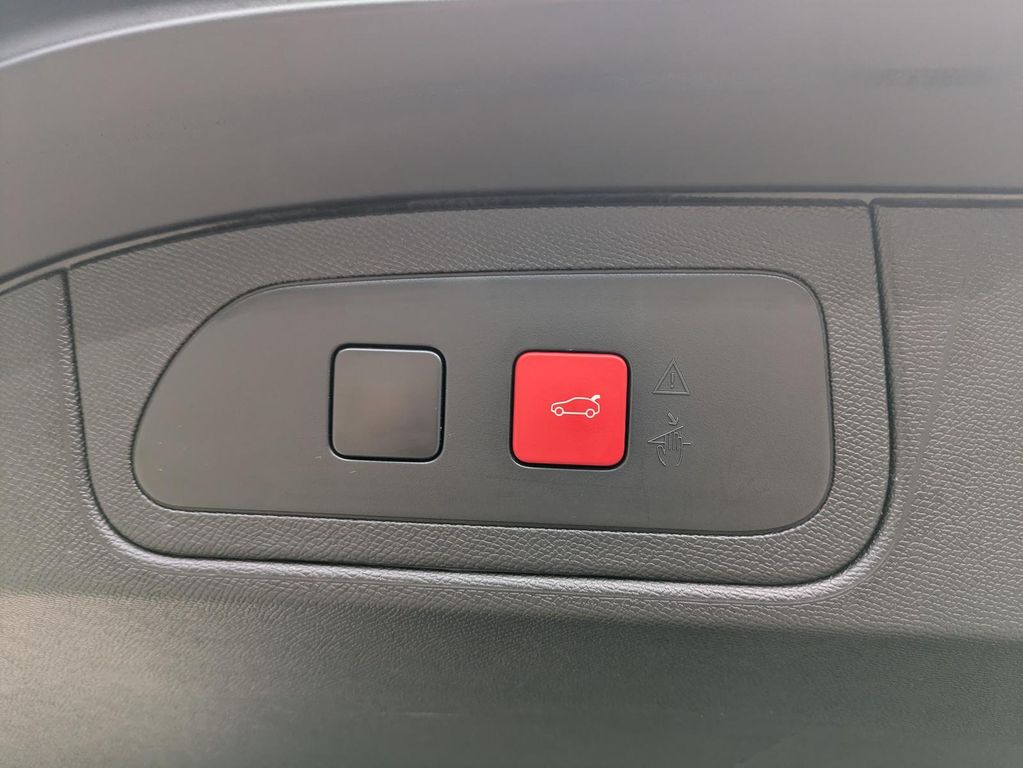 DS Automobiles DS7 (Crossback) 2023