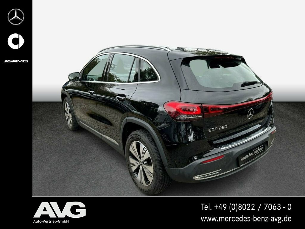 Mercedes-Benz EQA 2021