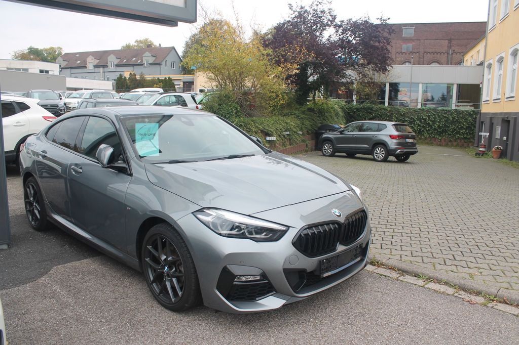 BMW 218 2024