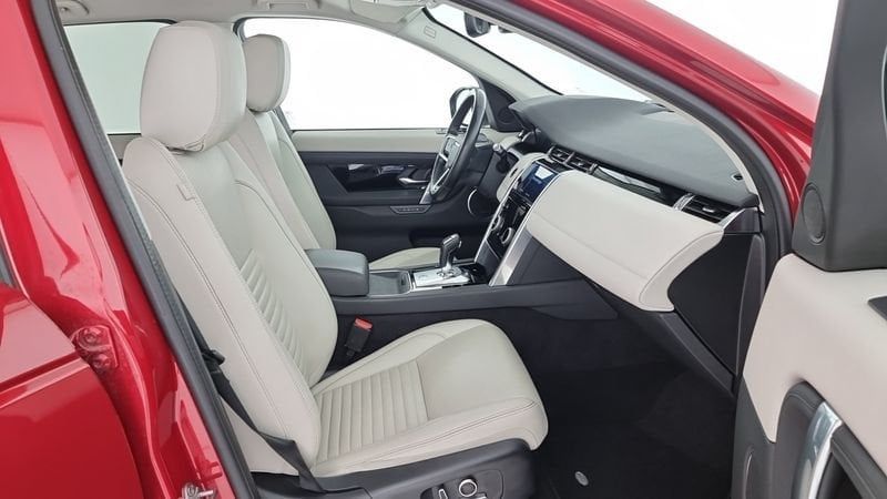 Land Rover Discovery Sport 2021