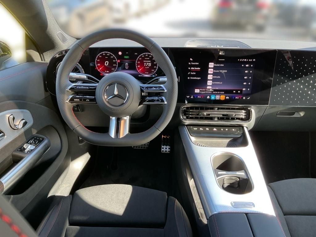 Mercedes-Benz CLA 350 2025