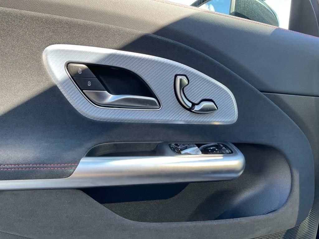 Mercedes-Benz CLA 350 2025