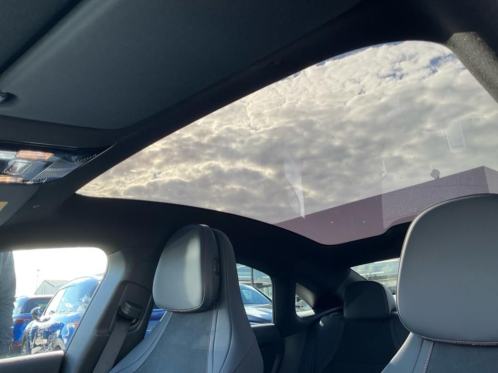 Mercedes-Benz CLA 350 2025
