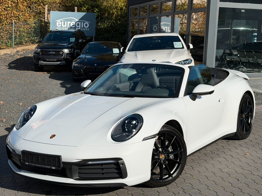 Porsche 911 2023