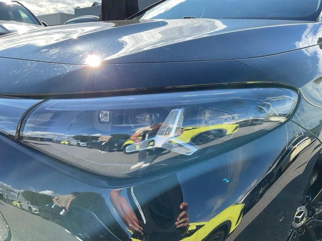 Mercedes-Benz CLA 350 2025