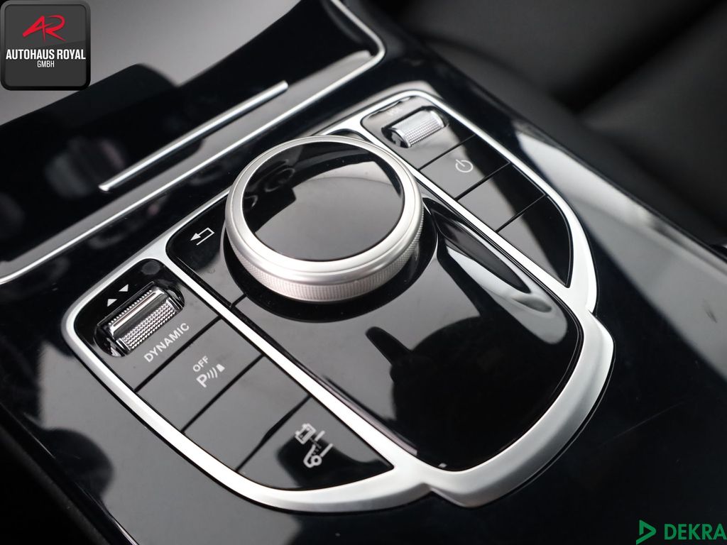 Mercedes-Benz C 300 2021