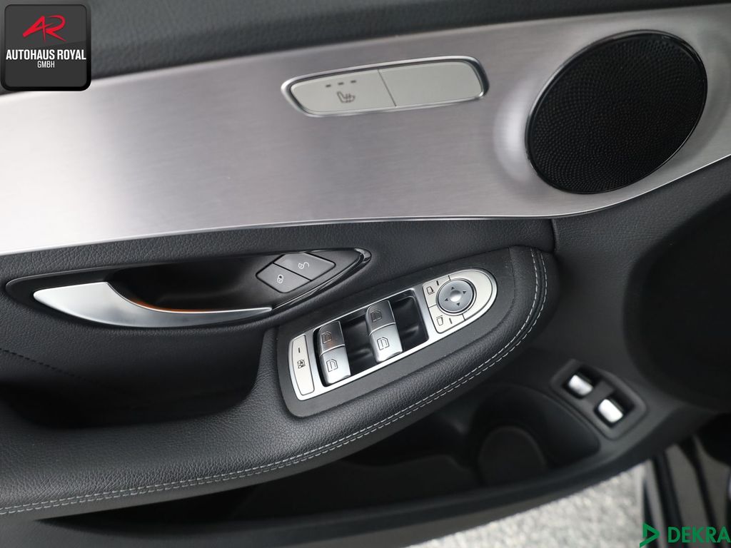 Mercedes-Benz C 300 2021