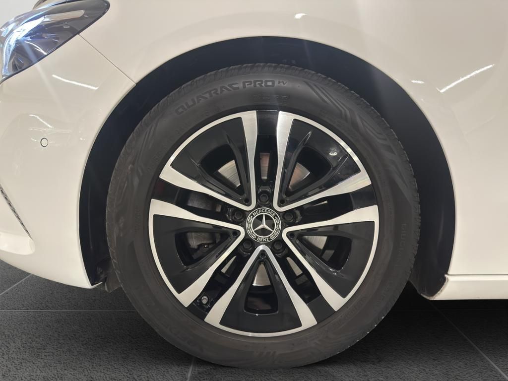 Mercedes-Benz B 180 2023