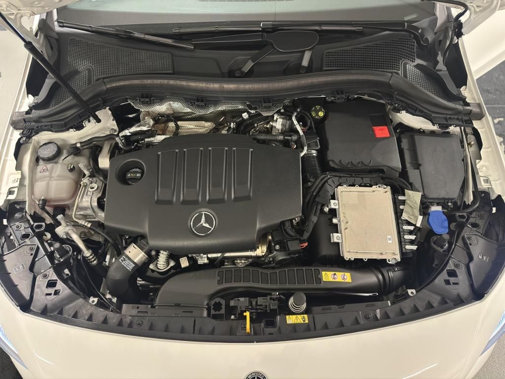 Mercedes-Benz B 180 2023