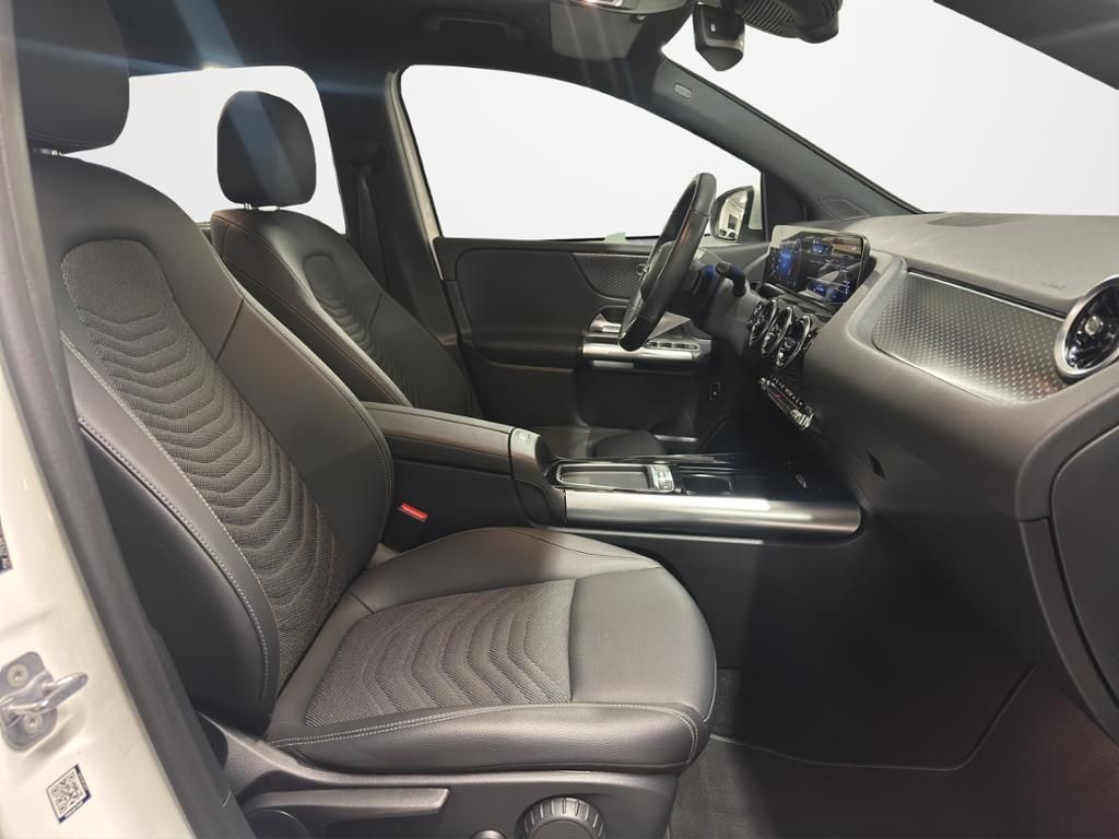 Mercedes-Benz B 180 2023