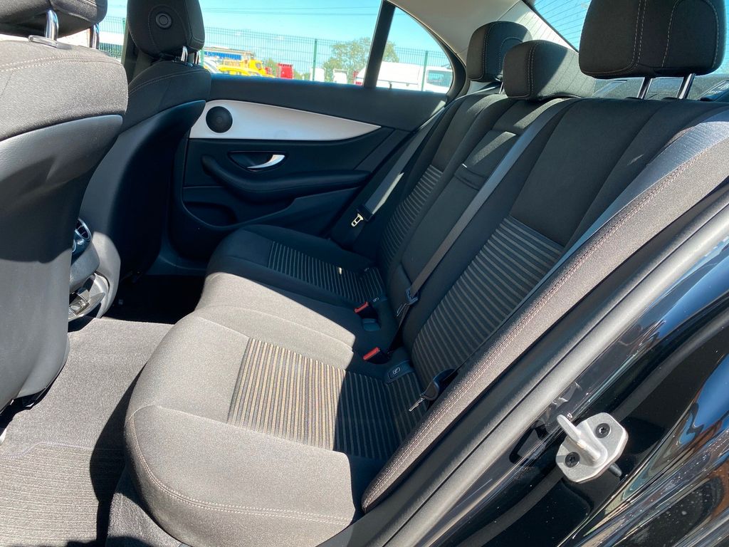 Mercedes-Benz E 200 2020