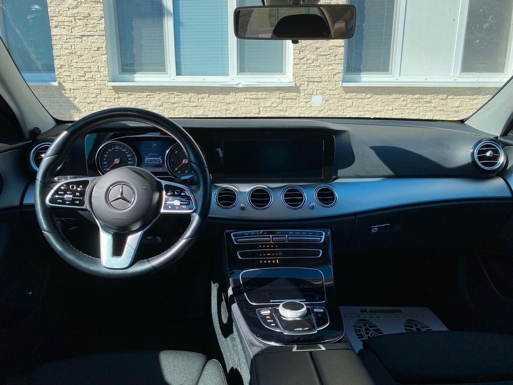 Mercedes-Benz E 200 2020