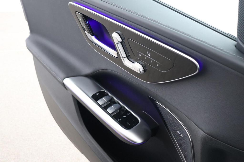 Mercedes-Benz C 220 2025