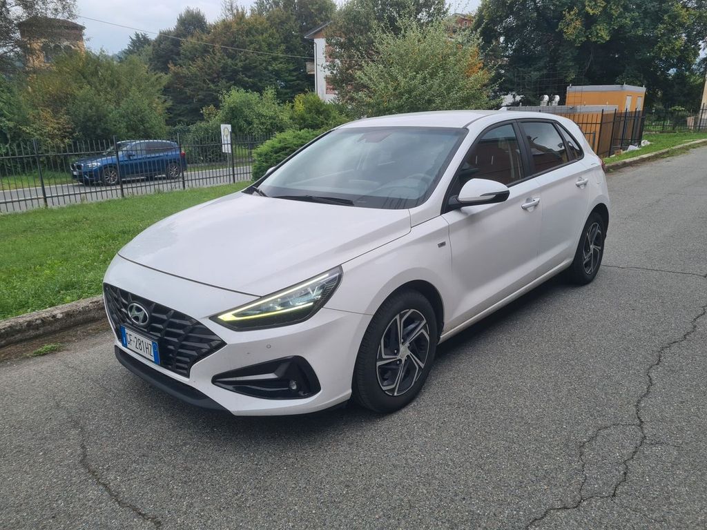 Hyundai i30 2021
