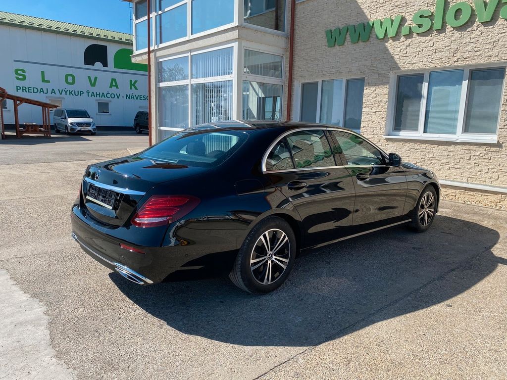 Mercedes-Benz E 200 2020