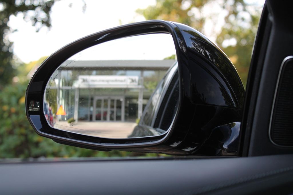 Mercedes-Benz E 300 2024