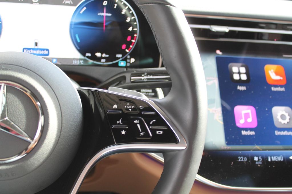 Mercedes-Benz E 300 2024