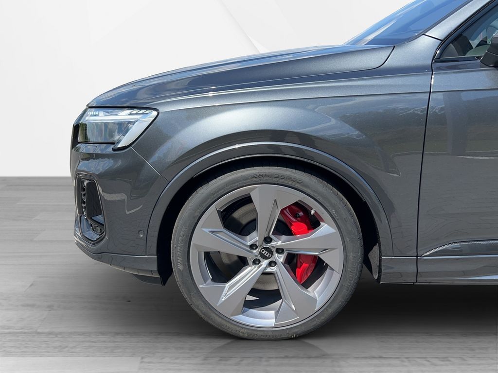 Audi SQ7 2025