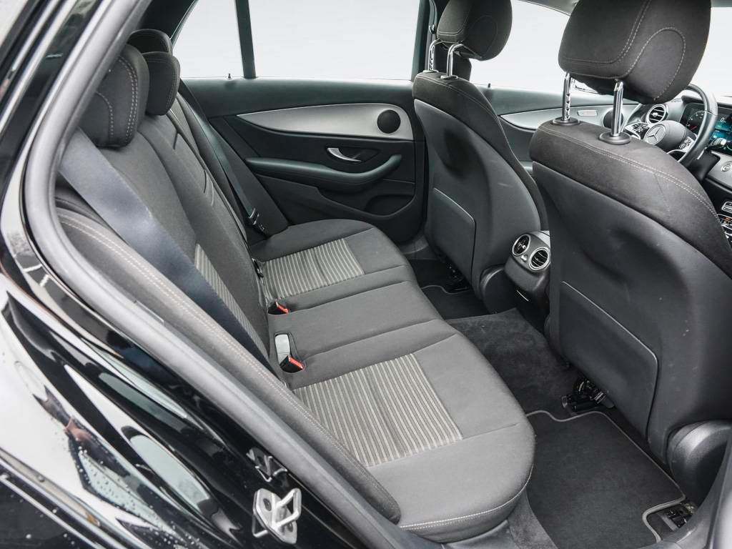 Mercedes-Benz E 300 2022