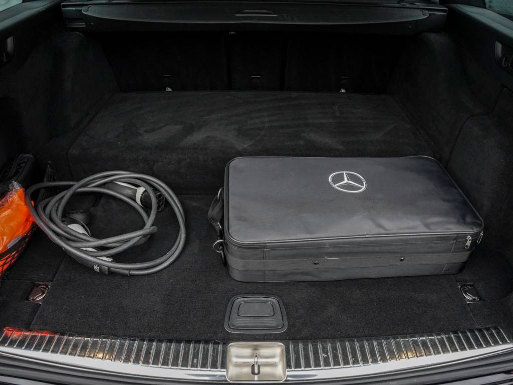 Mercedes-Benz E 300 2022