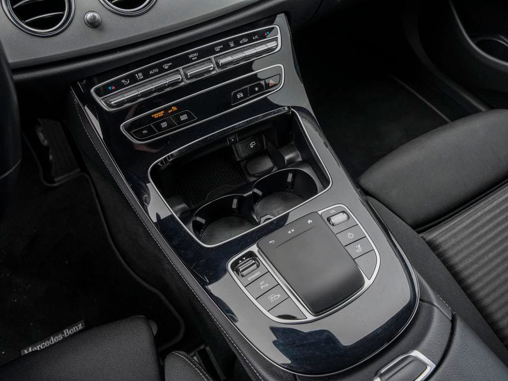 Mercedes-Benz E 300 2022