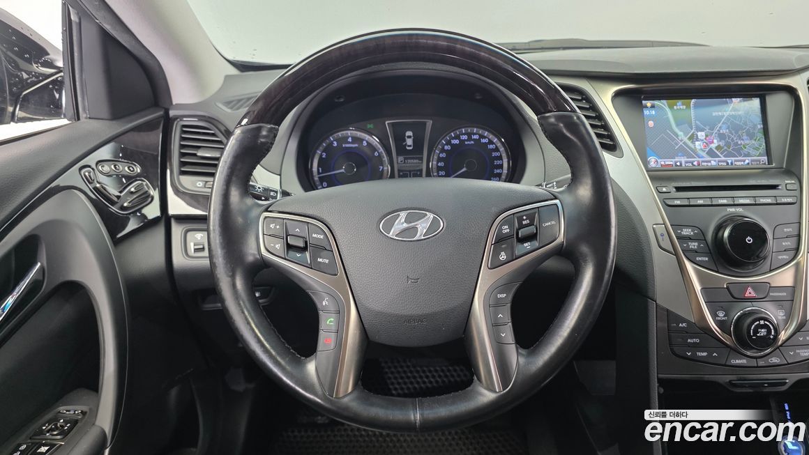 Hyundai Grandeur 2013