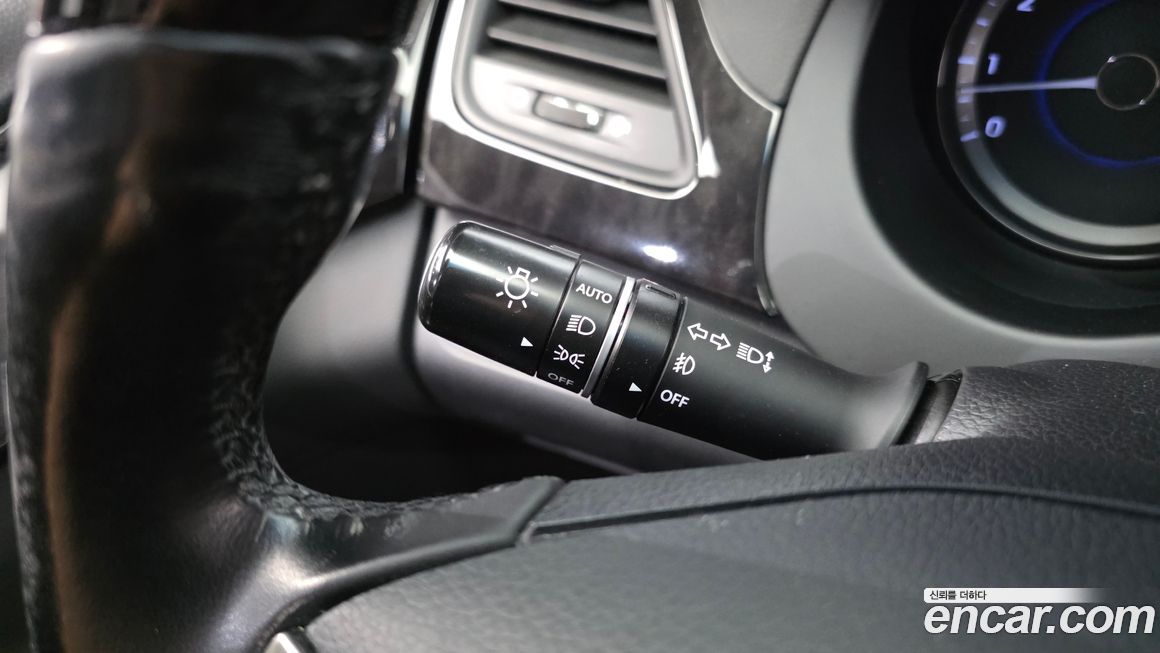 Hyundai Grandeur 2013