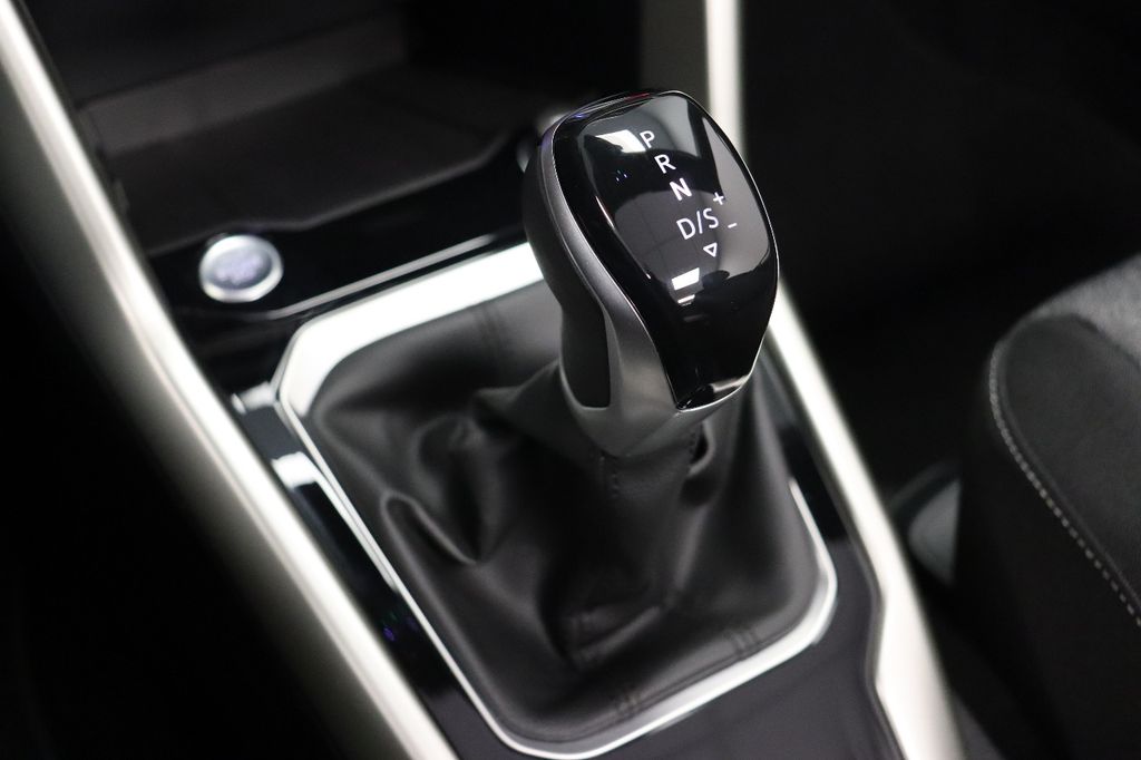 Volkswagen T-Roc 2024