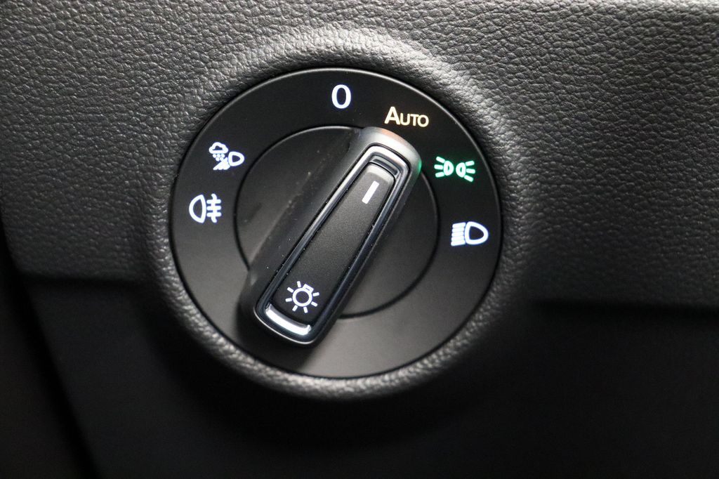 Volkswagen T-Roc 2024